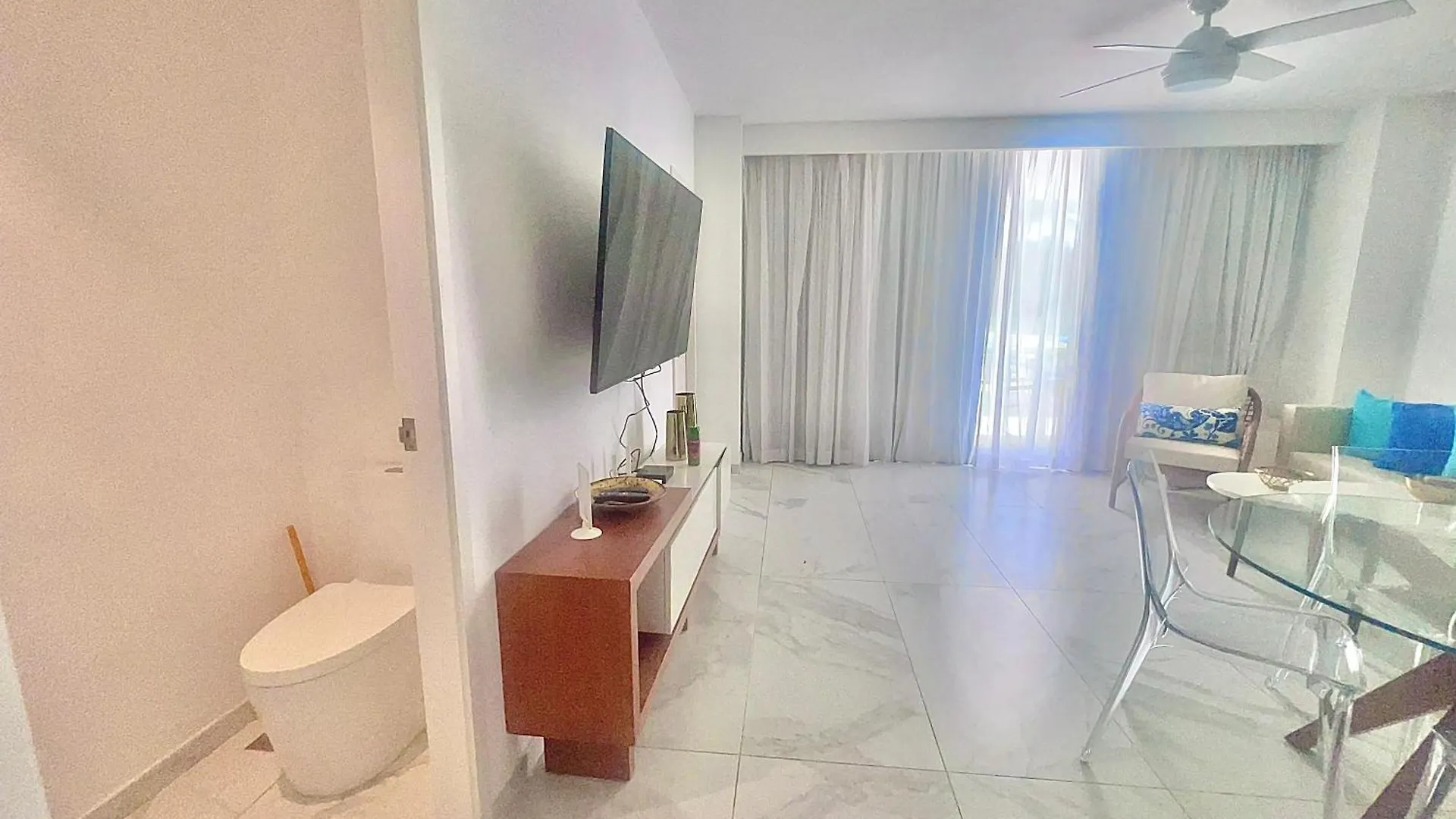 Hermoso Apartamento Cana Rock Star Acceso Directo A La Piscina C-105, C-106, B-102 Y B-104 Punta Cana 0*,