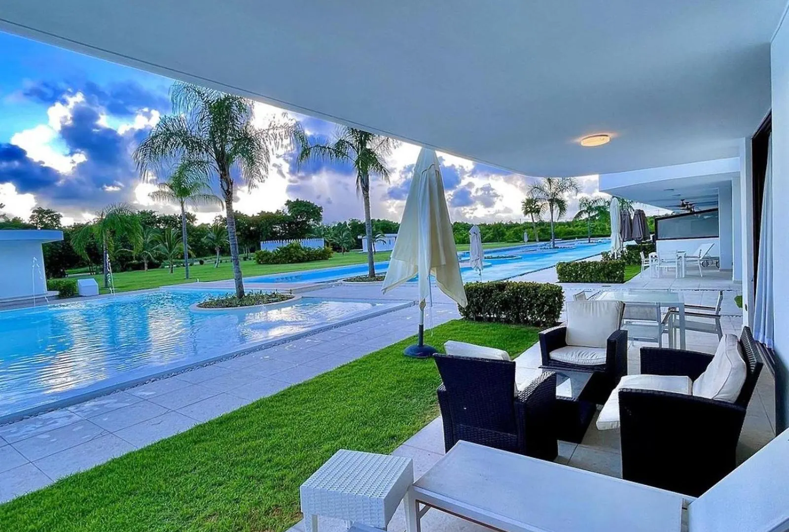 Hermoso Apartamento Cana Rock Star Acceso Directo A La Piscina C-105, C-106, B-102 Y B-104 Punta Cana Dominican Republic